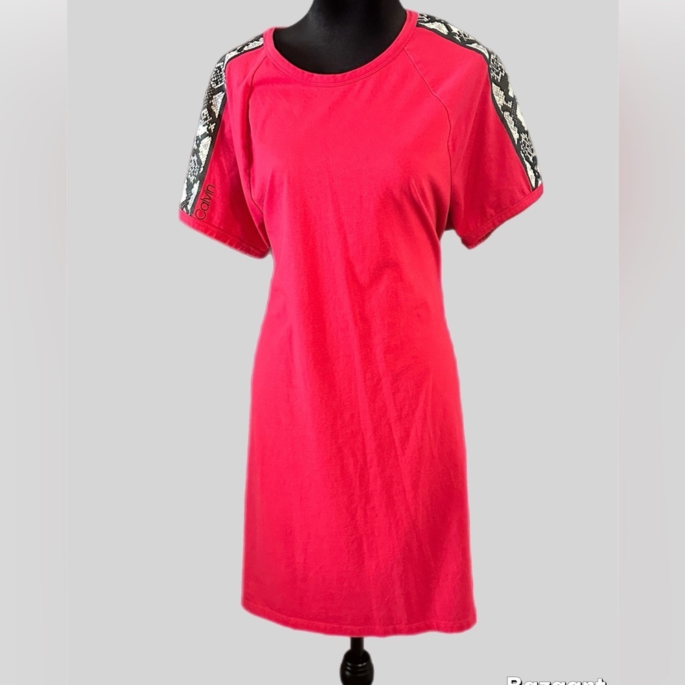 Calvin Klein Hot Pink Tee Shirt Size XL